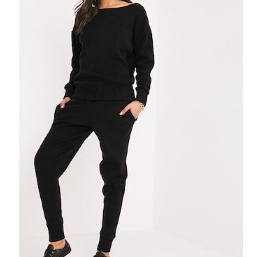 Pretty Little Thing Knitted Jogger Set